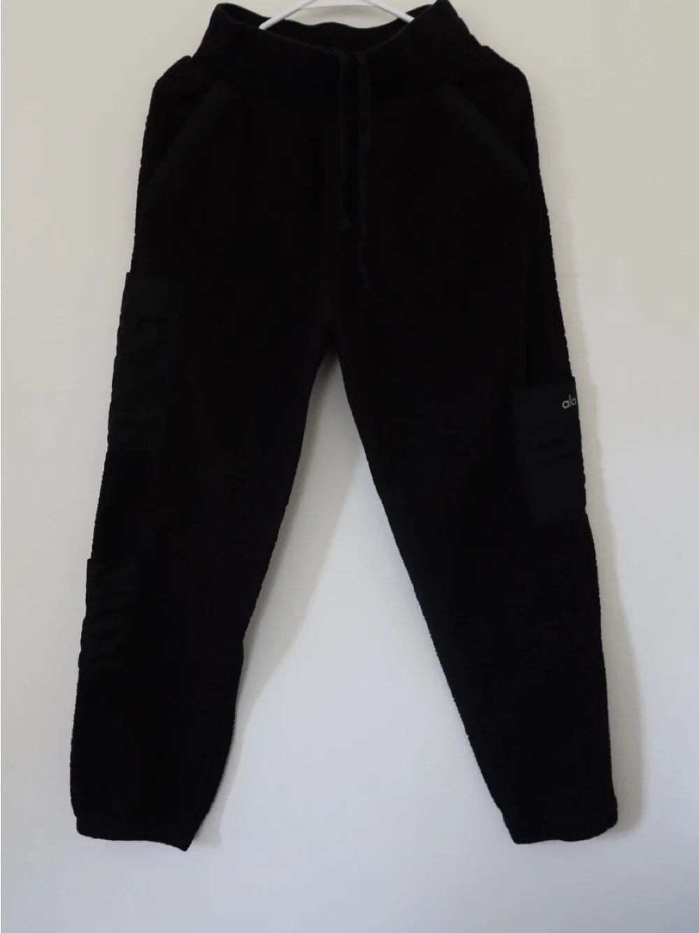 ALO Yoga Black Sherpa Cargo Joggers